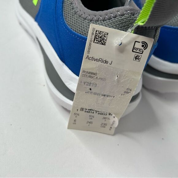 New Adidas Kids Blue and Gray Sneaker shoes 6 boys activeride J - Picture 3 of 9